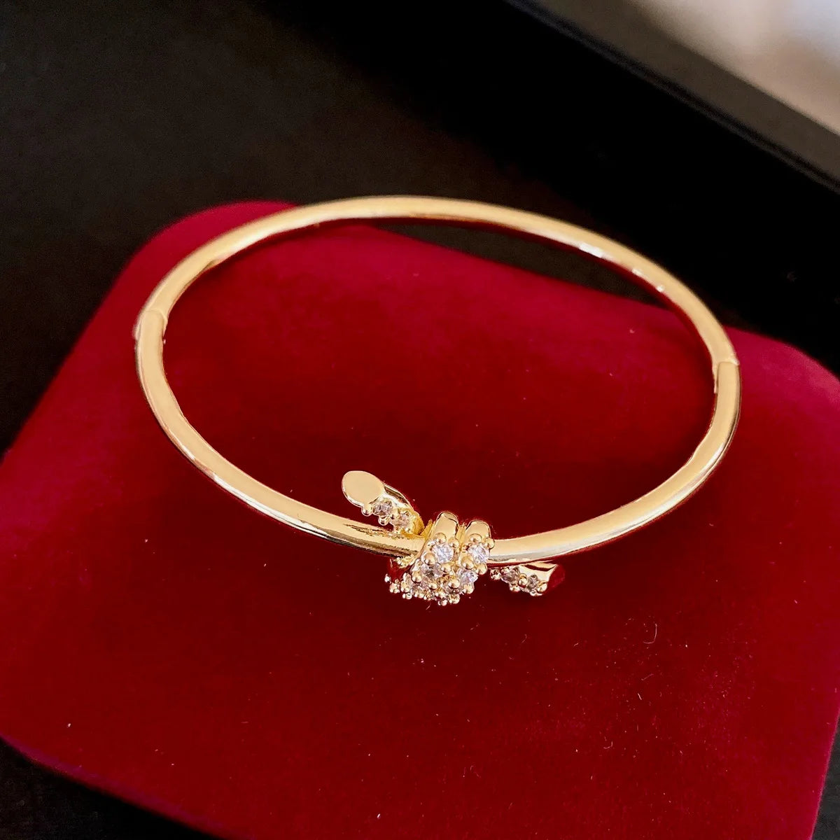 Simple Glossy Zircon Knot Bangles for Women 2025 Korean Fashion Bracelet Light Luxury High-end Wedding Bride Accessories