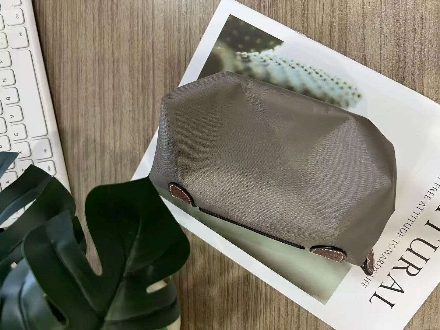 Handheld crossbody bag with no holes, classic retro bag, women's bag, shoulder bag, nylon mini bag