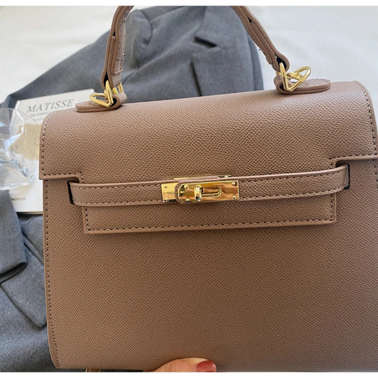 Stylish High-End Minimalist Handbag For Women Featuring Trendy Design And Large Capacity Solid Color Crossbody Bag Luxury