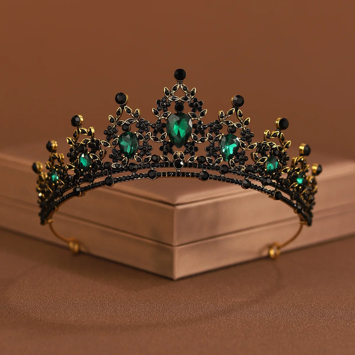 24 colors Bridal Headwear Full Of Sweet Atmosphere Baroque Gold-colour Ladies' Tiaras For Wedding Bride