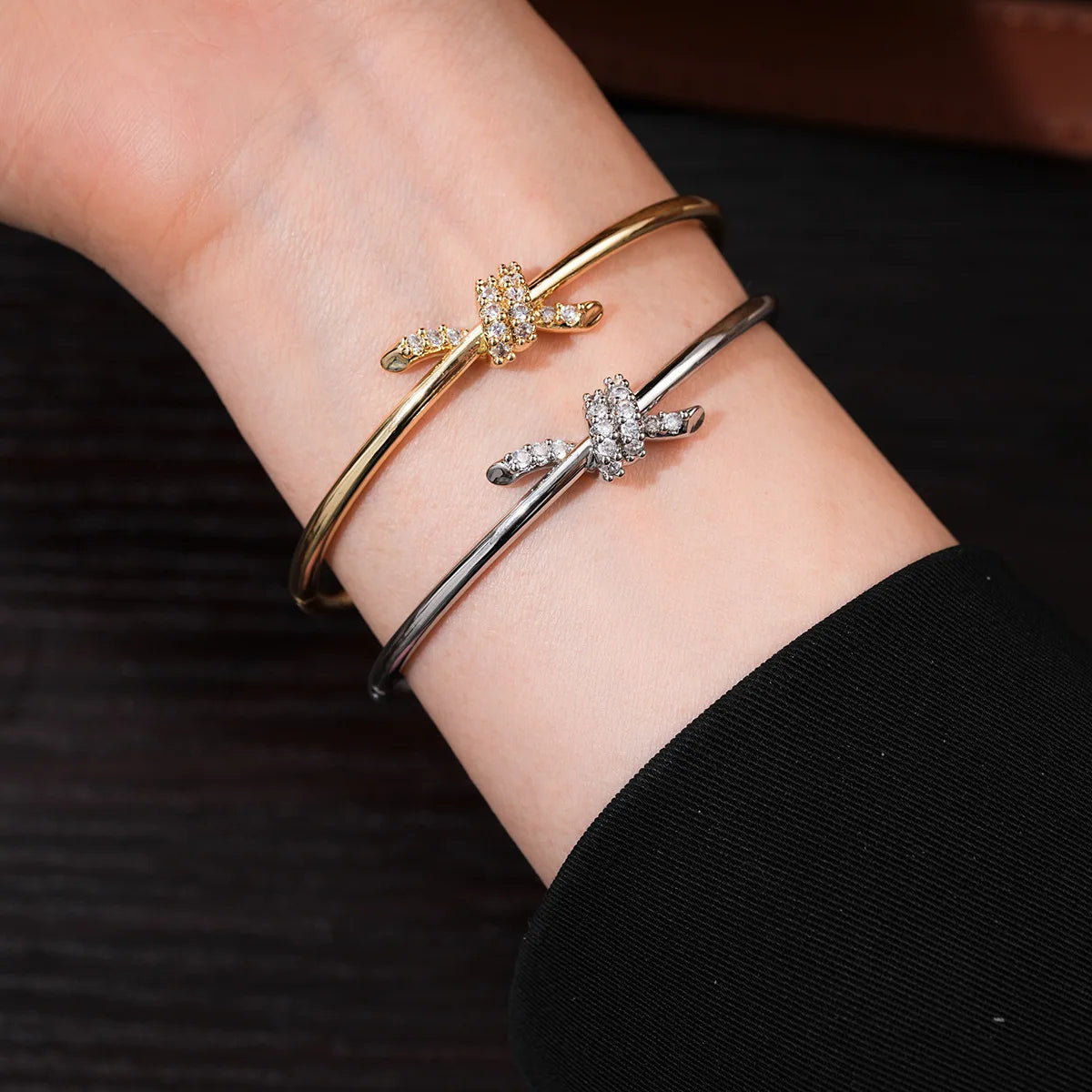 Simple Glossy Zircon Knot Bangles for Women 2025 Korean Fashion Bracelet Light Luxury High-end Wedding Bride Accessories