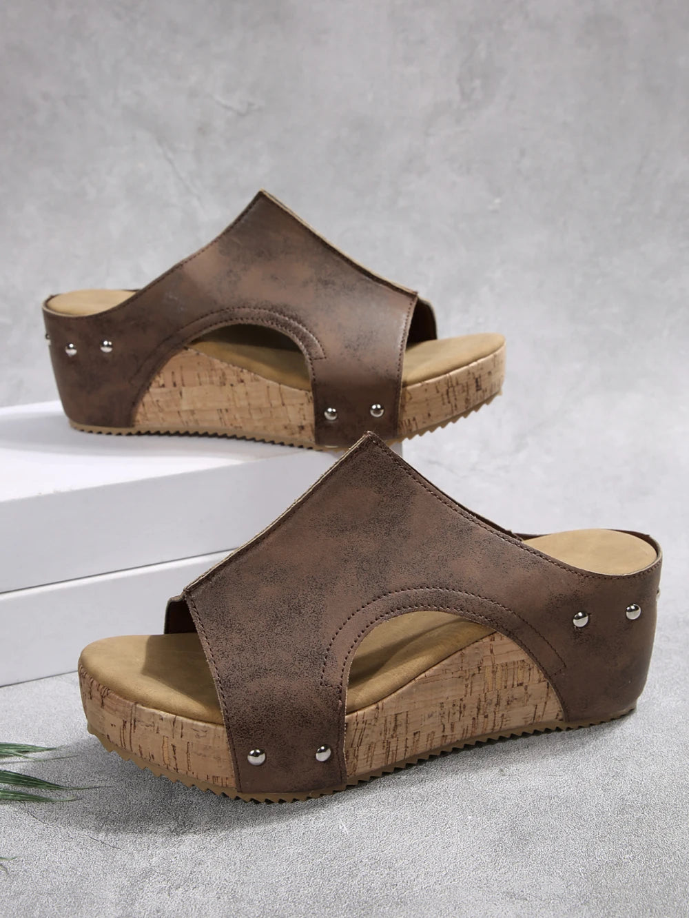 Sandals Women Summer 2025 Fashion Wedge Shoes For Women Non-Slip Slip On Women's Sandals Retro Women Heels Footwear Female