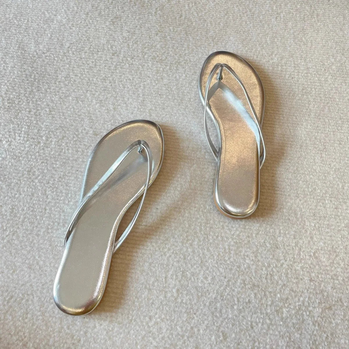 Slippers Casual Low Female Shoes Rubber Flip Flops Slides Luxury 2025 Summer Flat Hawaiian PU Hoof Heels Rome Scandals Fabric Si