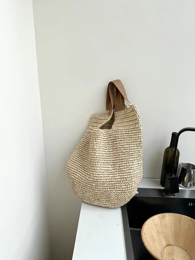 Handmade Woven Beach Bags For Women Handbag Large Capacity Travel Shoulder Bag Bohemian Straw Bag Vacation Shopper Tote Clutch