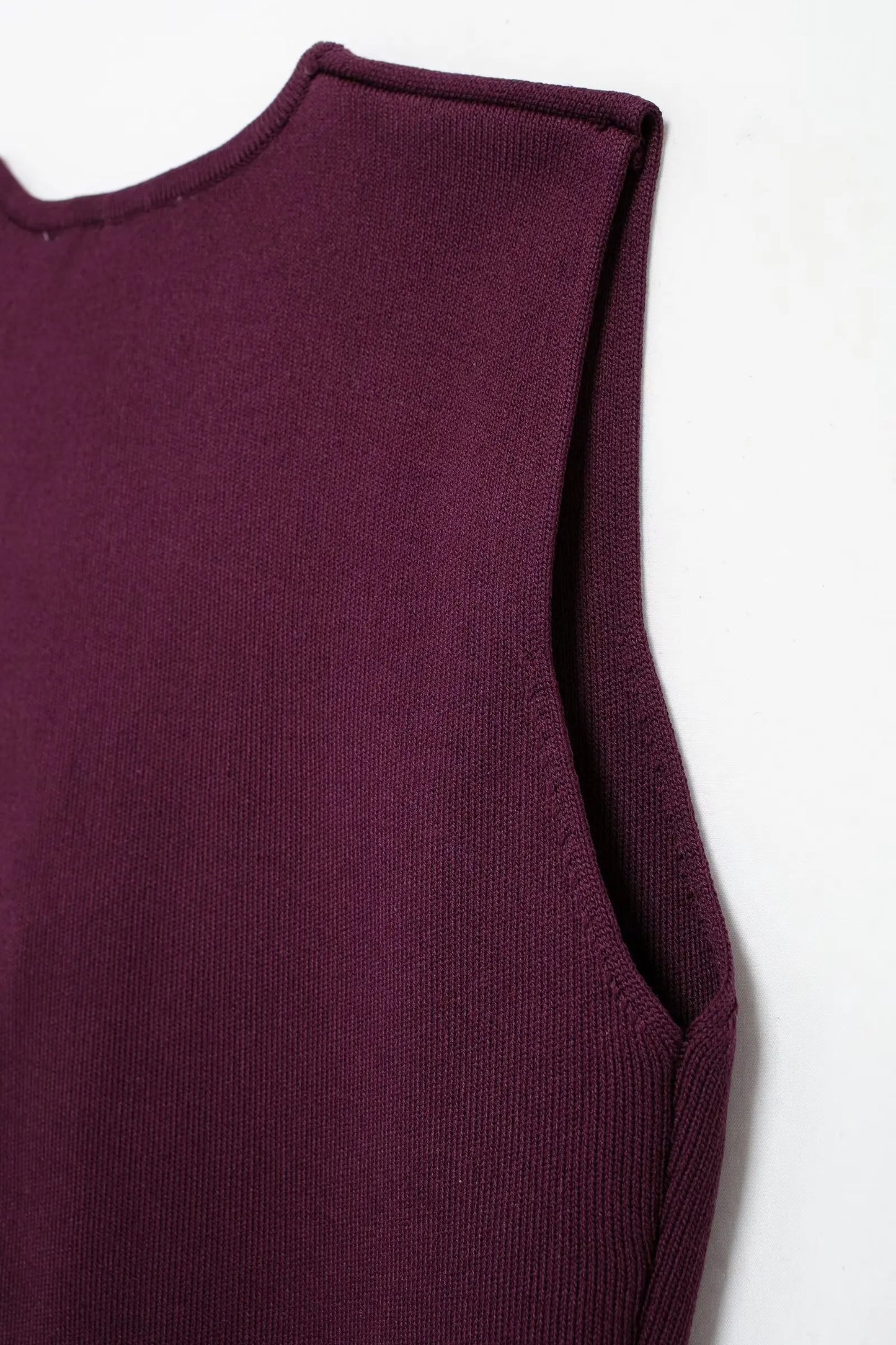 HH 2025 Women Skirt Set Wine Red Knitted V-Neck Sleeveless Slim Vest +Solid High Waist Zipper Patchwork Long Skirt Street