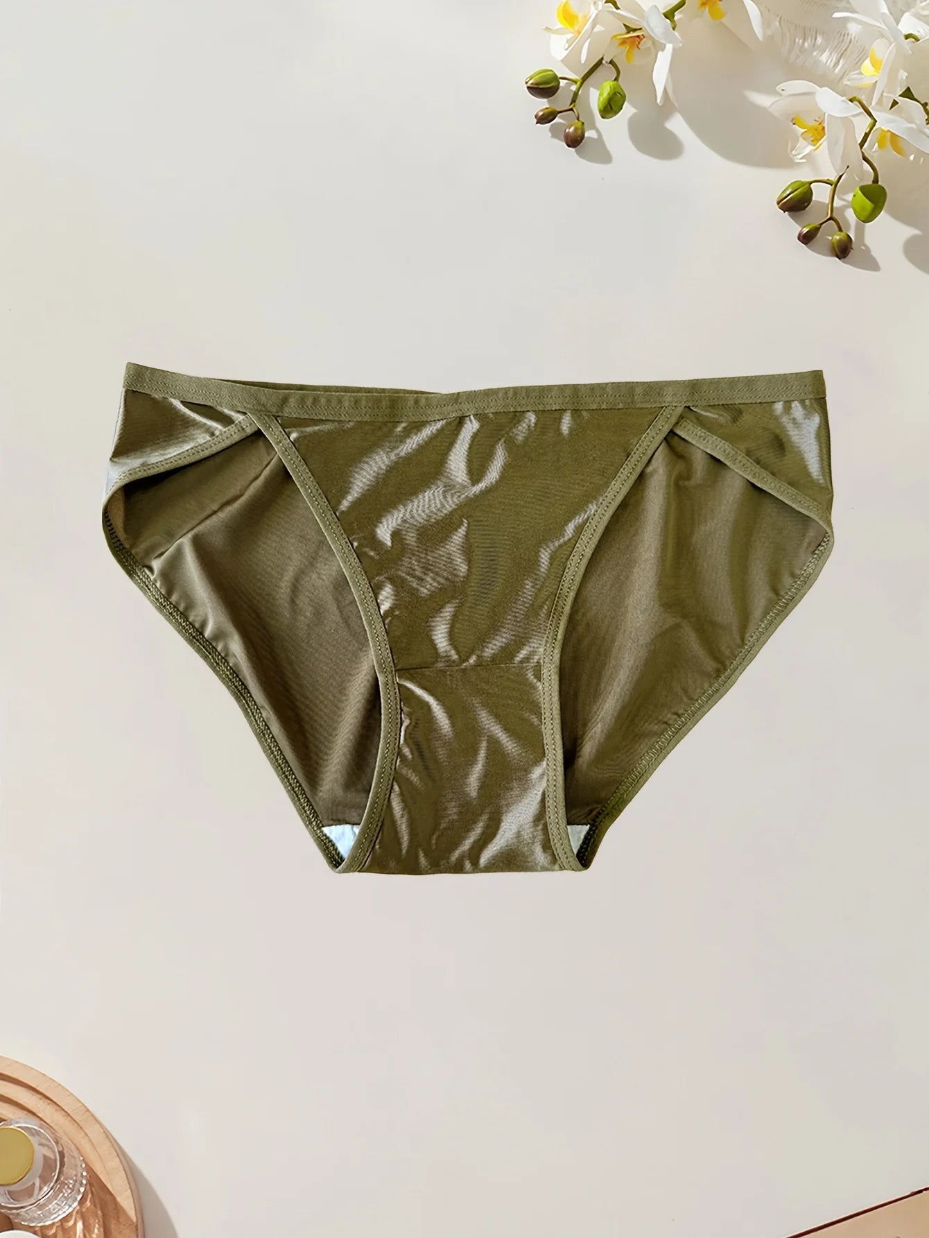 5PCS Sexy, Seamless, Smooth, Low-rise Women's Panties, Comfortable, Soft, Casual, Sporty, Solid-color Women's Triangle Panties.