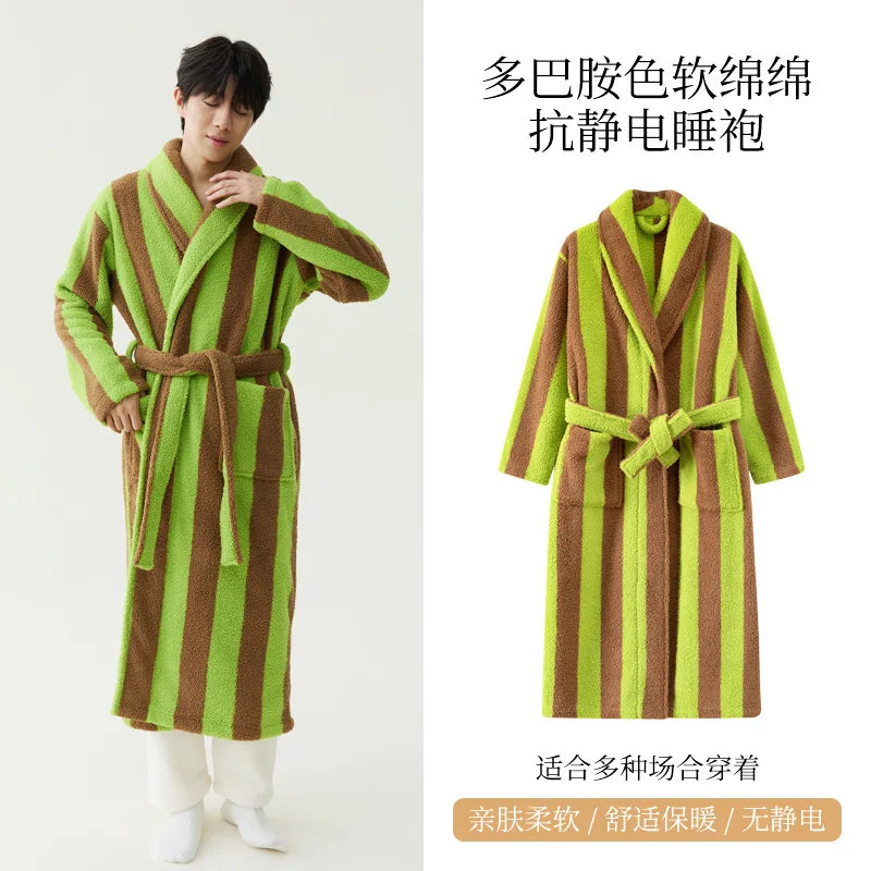 2025 New Autumn/Winter Women's Sleepwear Thick Velvet Warm Robe Couple Coral Velvet Striped Lengthed Home Clothes Bathrobe
