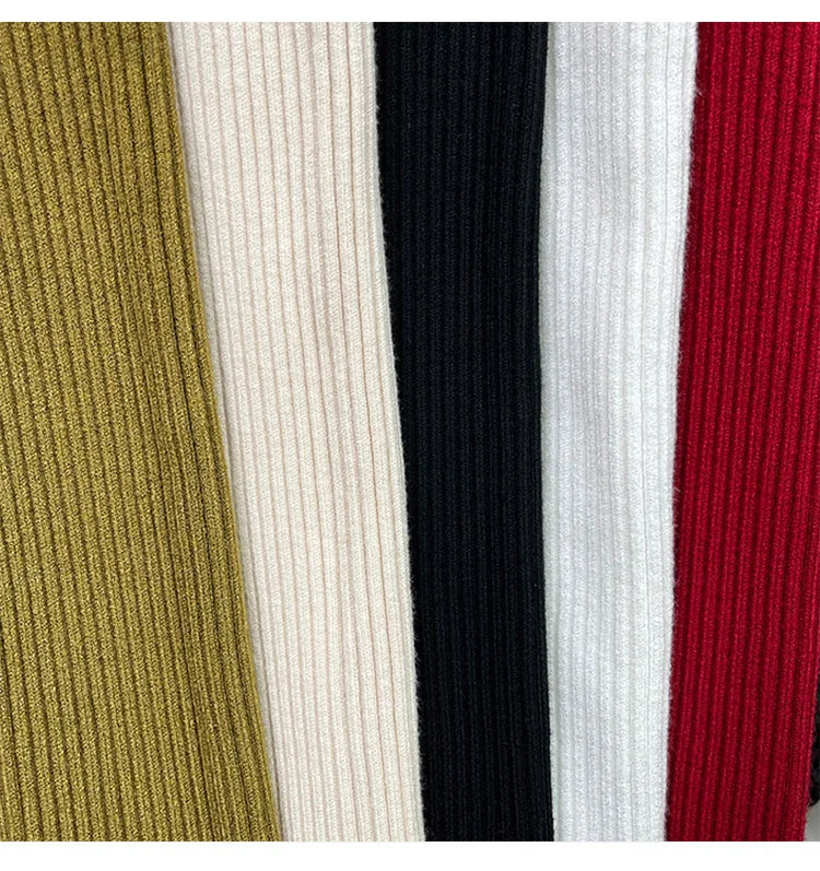 Red Sweater Knitted Sweater Women's Inner Layering Shirt with Unique Unique V-neck Halter Top Design for Autumn and Winter