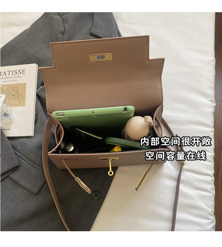 Stylish High-End Minimalist Handbag For Women Featuring Trendy Design And Large Capacity Solid Color Crossbody Bag Luxury