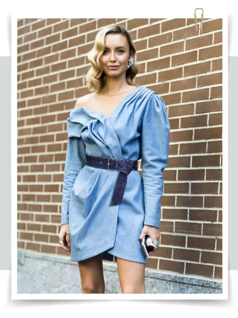 Women's Belt for Denim Waist Pin Buckle Wide Young Girls Fashion Retro Outer Wearing Accessories Shirt Skirt Decorative Belts