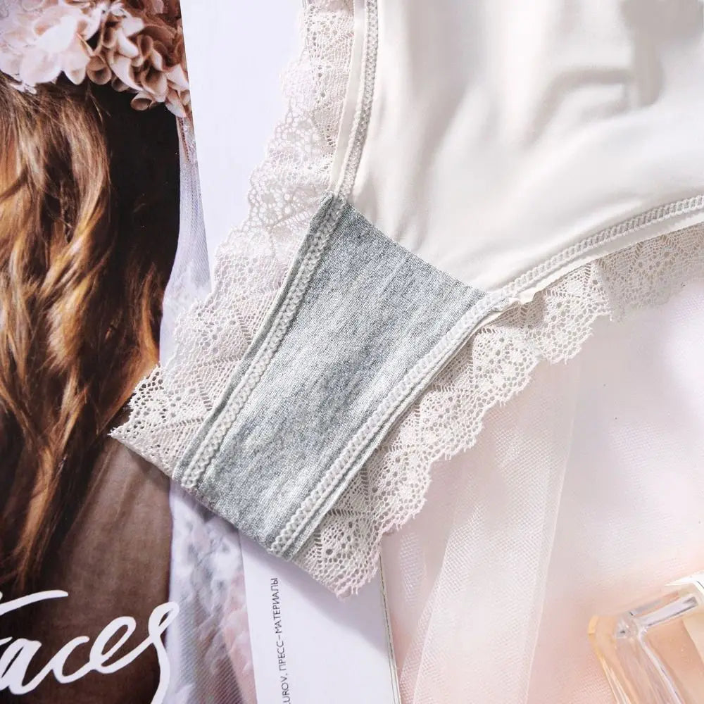 Comfortable Seamless Ice Silk Panties Cotton Crotch Low Waist Lace Bow Briefs Underpants Underwear Women's Summer Panties Lady
