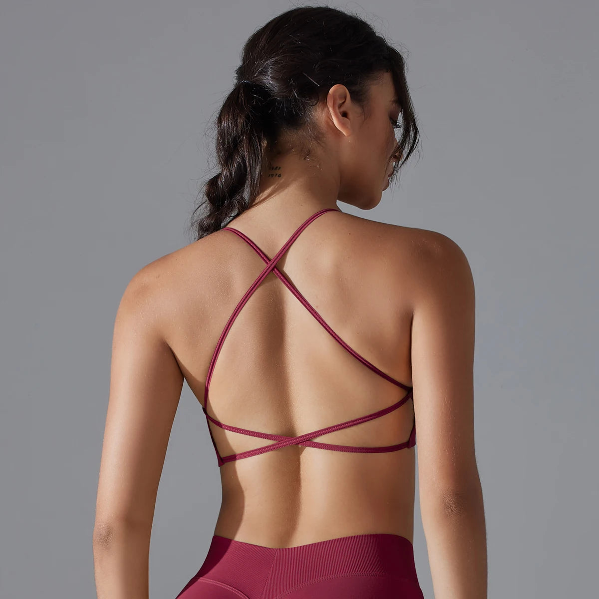 Women Sports Bra Yoga Bra Sexy Back Cross Sports Bra Gym Top Fitness Running Bra Workout Underwear Running Gym Padded Bralette
