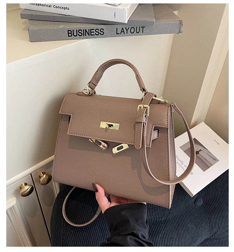 Stylish High-End Minimalist Handbag For Women Featuring Trendy Design And Large Capacity Solid Color Crossbody Bag Luxury