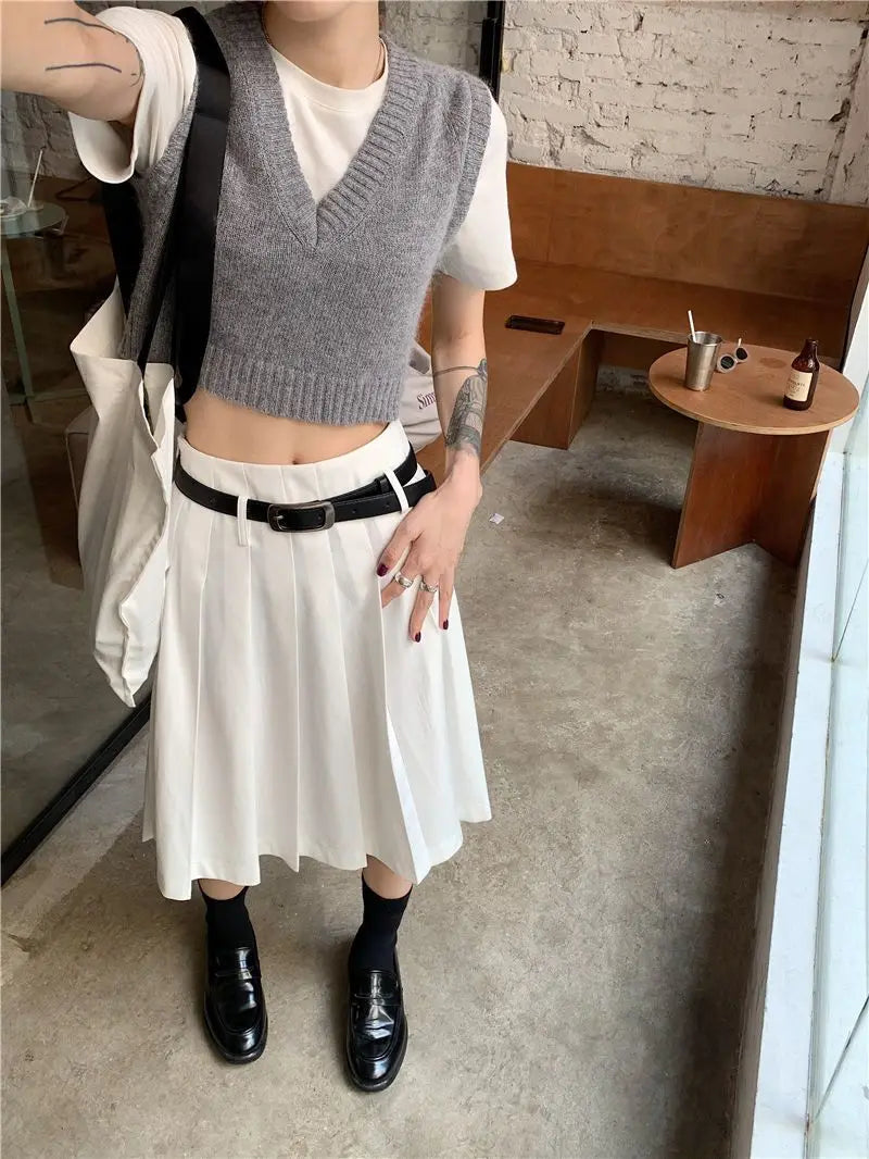 Sweater Vests Women Simple All-match Basic V-neck Casual Spring Vintage Knitting Fashion Ulzzang Ladies Temperament Classic Chic