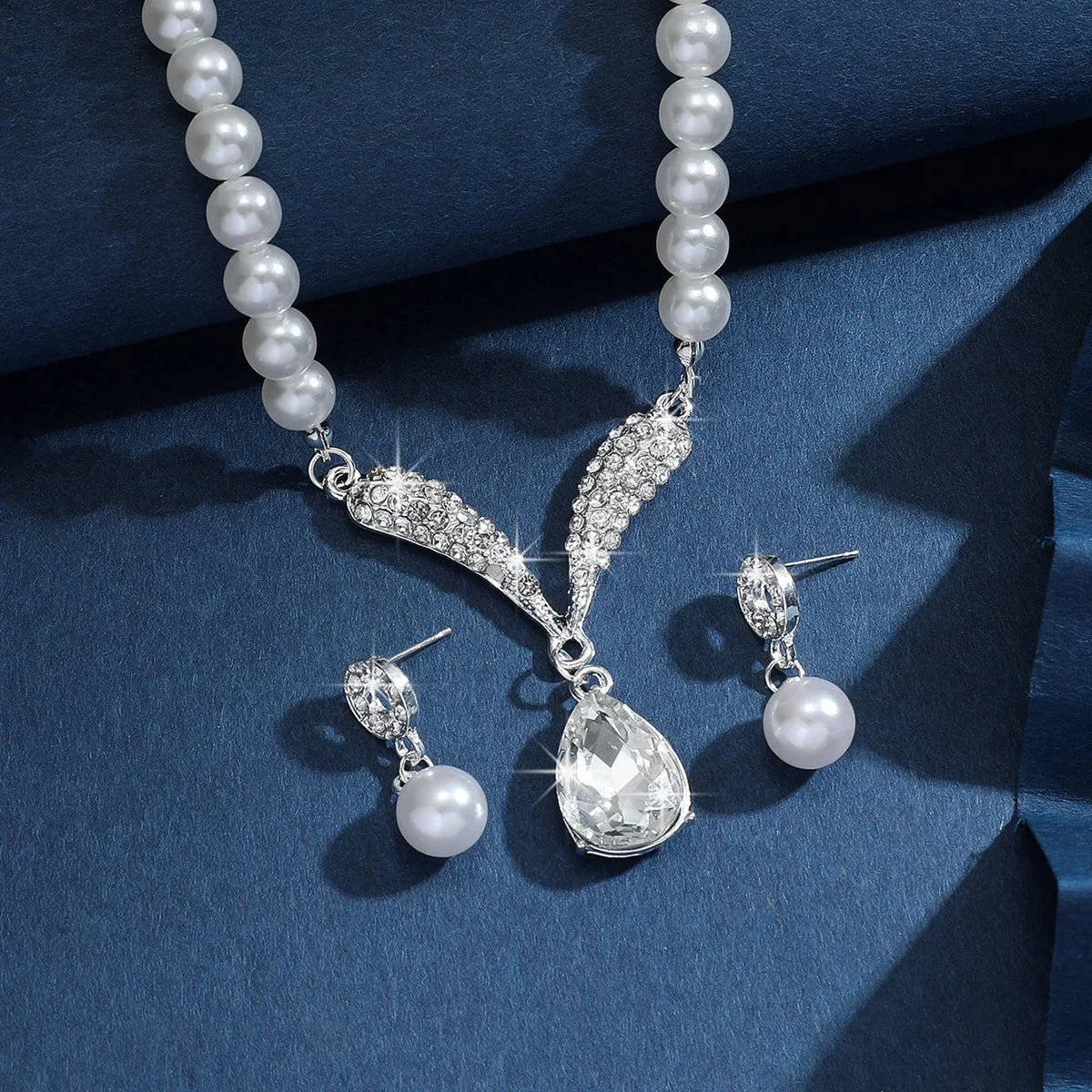 3 Pieces Of Women's Wedding Accessori, Earrings, Necklaces,  Bridal Jewelry Sets, Banquet And Party Accessories