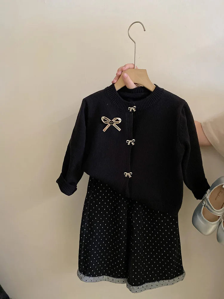 Sweaters Girl Academic Autumn Fashionable Bow Sweater Wave Point Trousers Girl Simple Loose Round Collar 2024 Striped