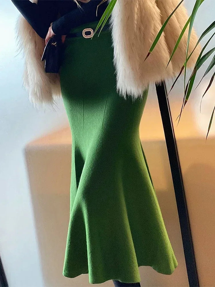 Women's Skirts 2025 Autumn Winter Fashion Knitted Long Skirts for Women Green Vintage Slim Office Lady A-LINE Fishtail Skirt