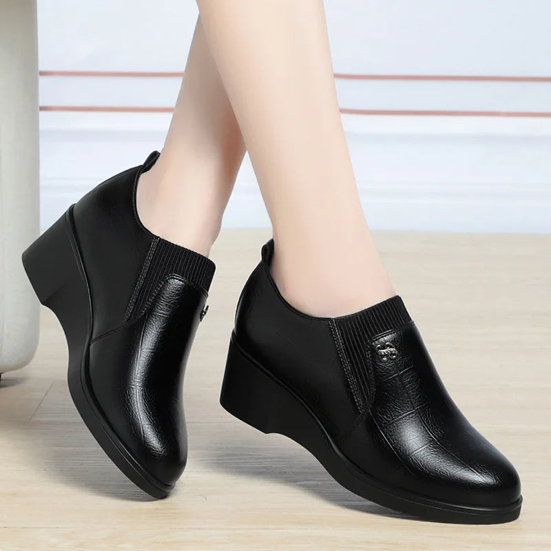 2025 New Women's Shoes Fashion Platform Wedge Shoes Soft Leather Shoes for Women Slip-On Loafers Office Work Shoe Zapatos Mujer