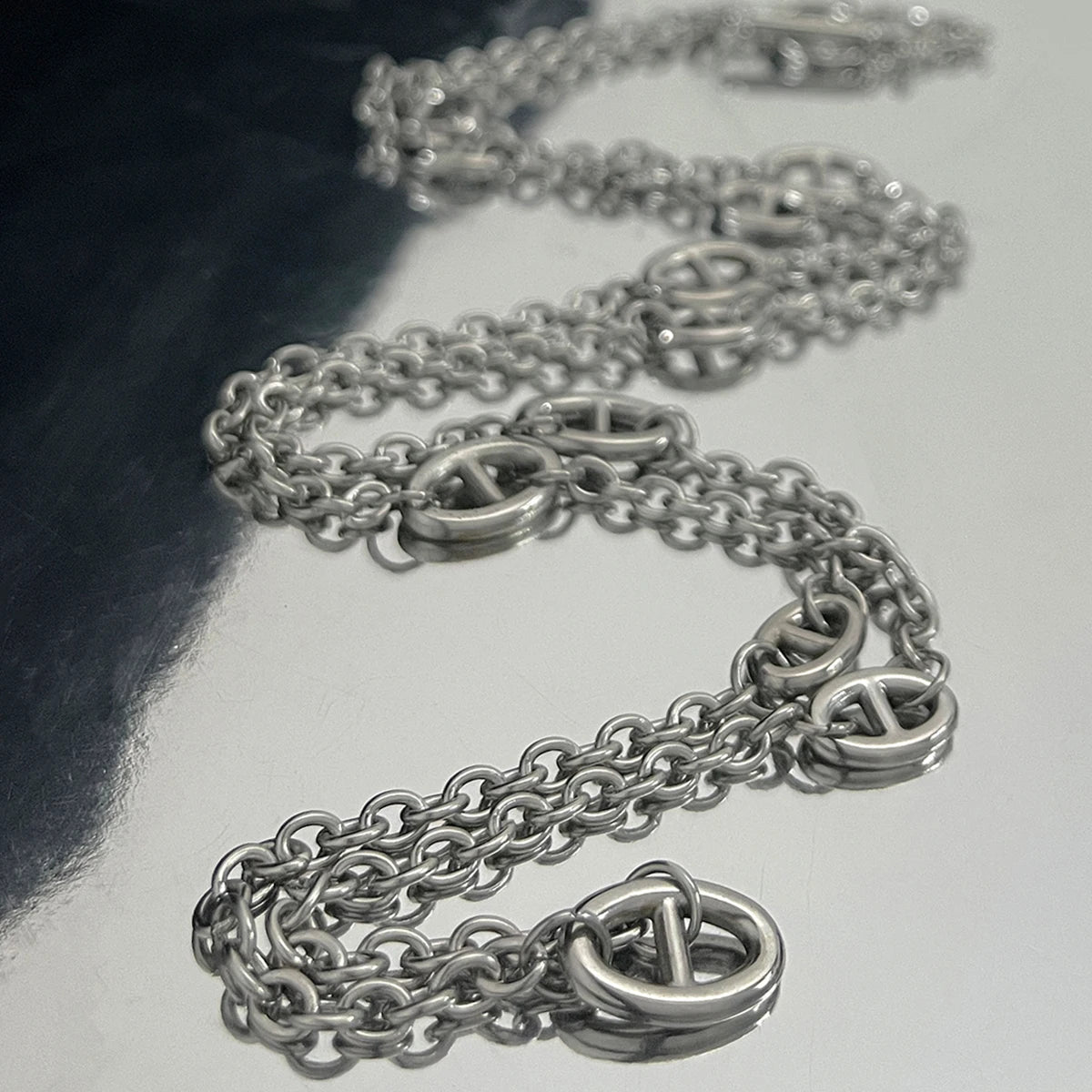 Original design sense, simple double-layer collarbone chain, high-end and trendy men's and women's necklace