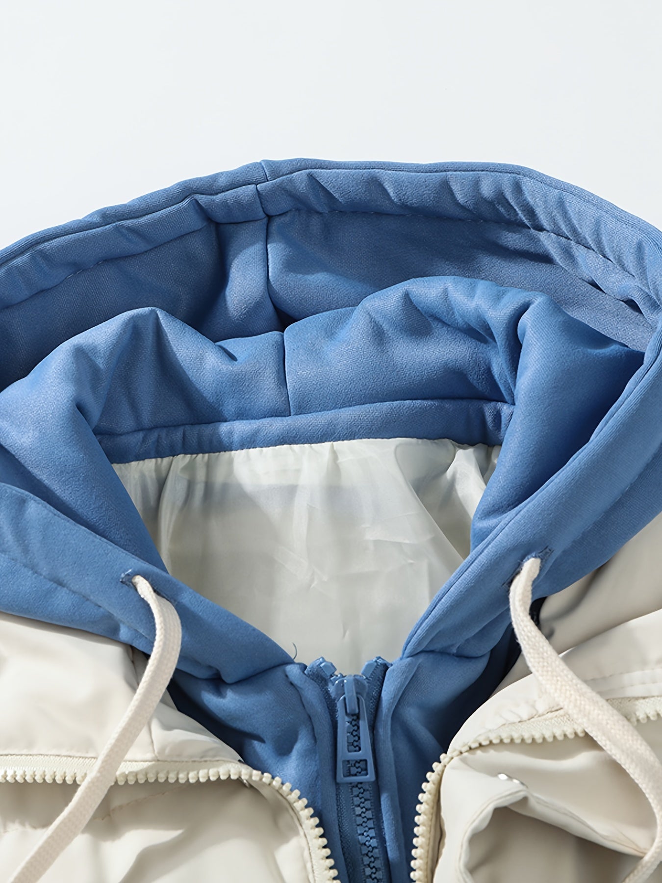 Men's Fashionable Hooded Winter Jacket - Insulated Warmth, Thick Padding, Versatile for Cold Weather