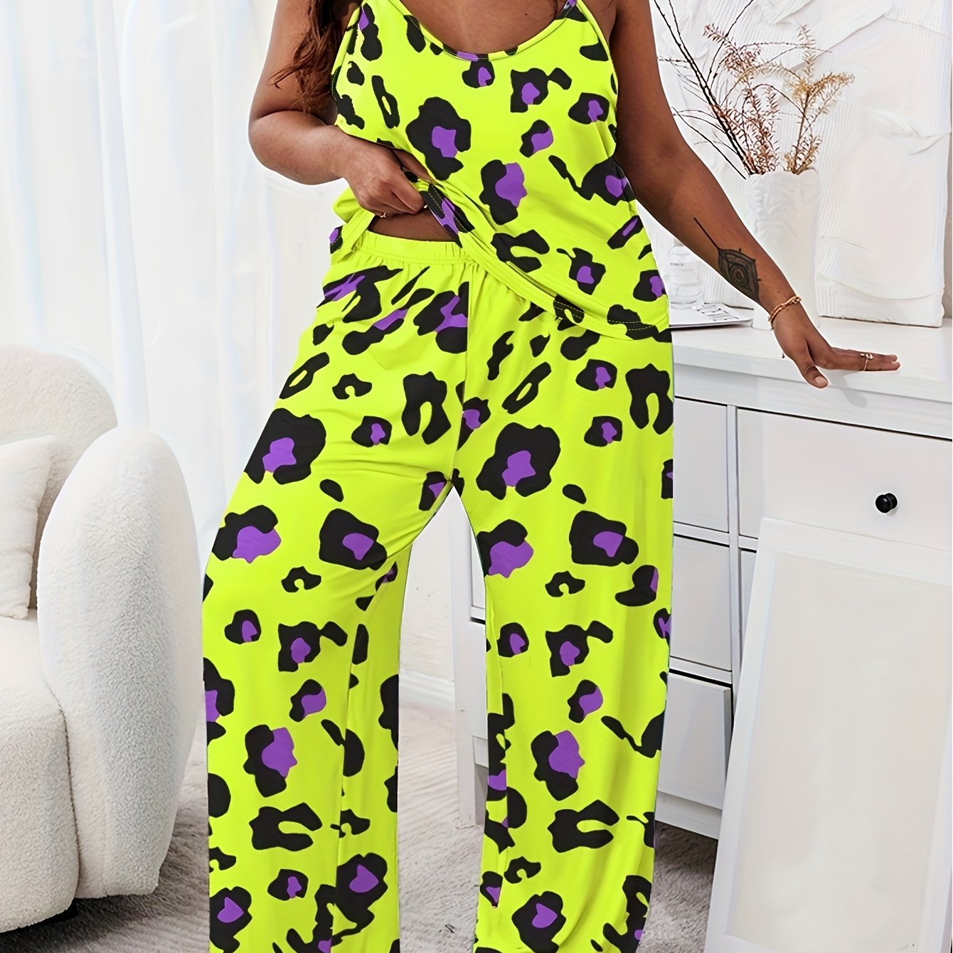 Women'S Plus Size Leopard Print Sleeveless Top & Pants Set - Casual Summer Sleepwear with Adjustable Straps, Vibrant Yellow & Black Animal Print, Comfortable Loungewear for Relaxing at Home, Leopard Print Clothing, Relaxed Fi
