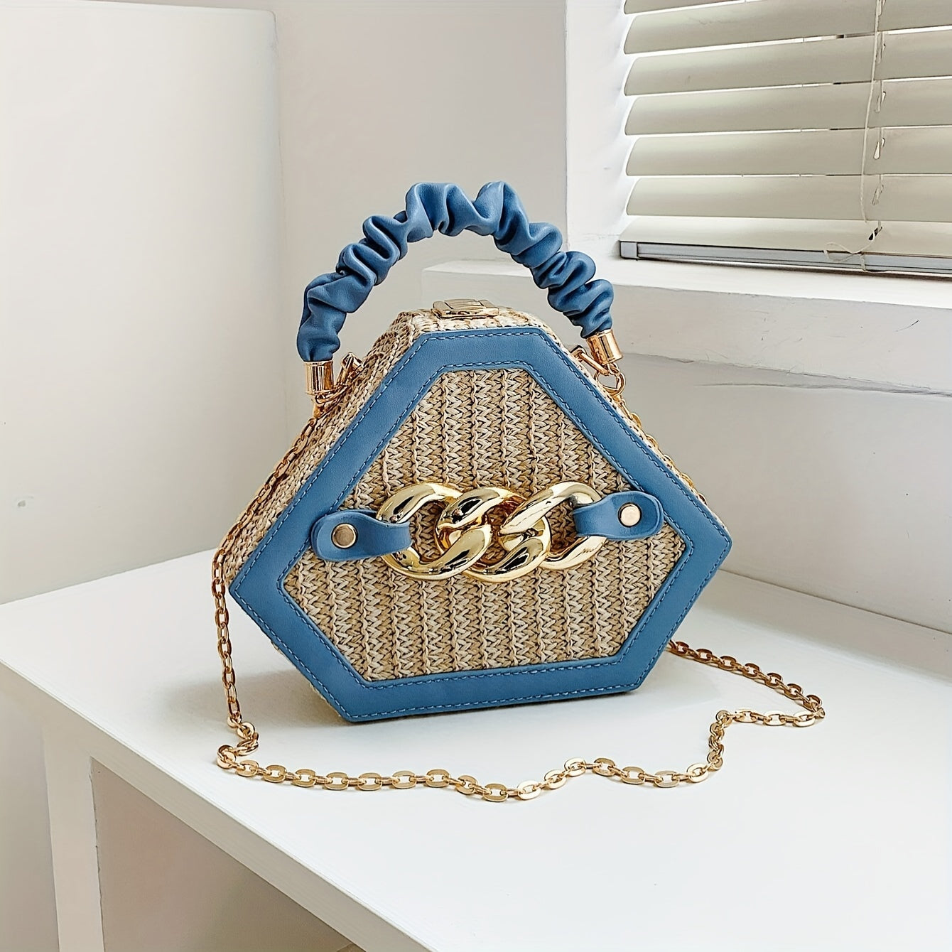 [Woven Handbag | Golden-Tone] Women's Woven Handbag | Golden-Tone Hardware & Chain Strap | Hexagonal Box Purse in Black/Beige | Durable Paper Material & Lining | Elegant Everyday & Formal Events | Crossbody or Handheld Bag |